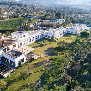 Hotel Taray En
